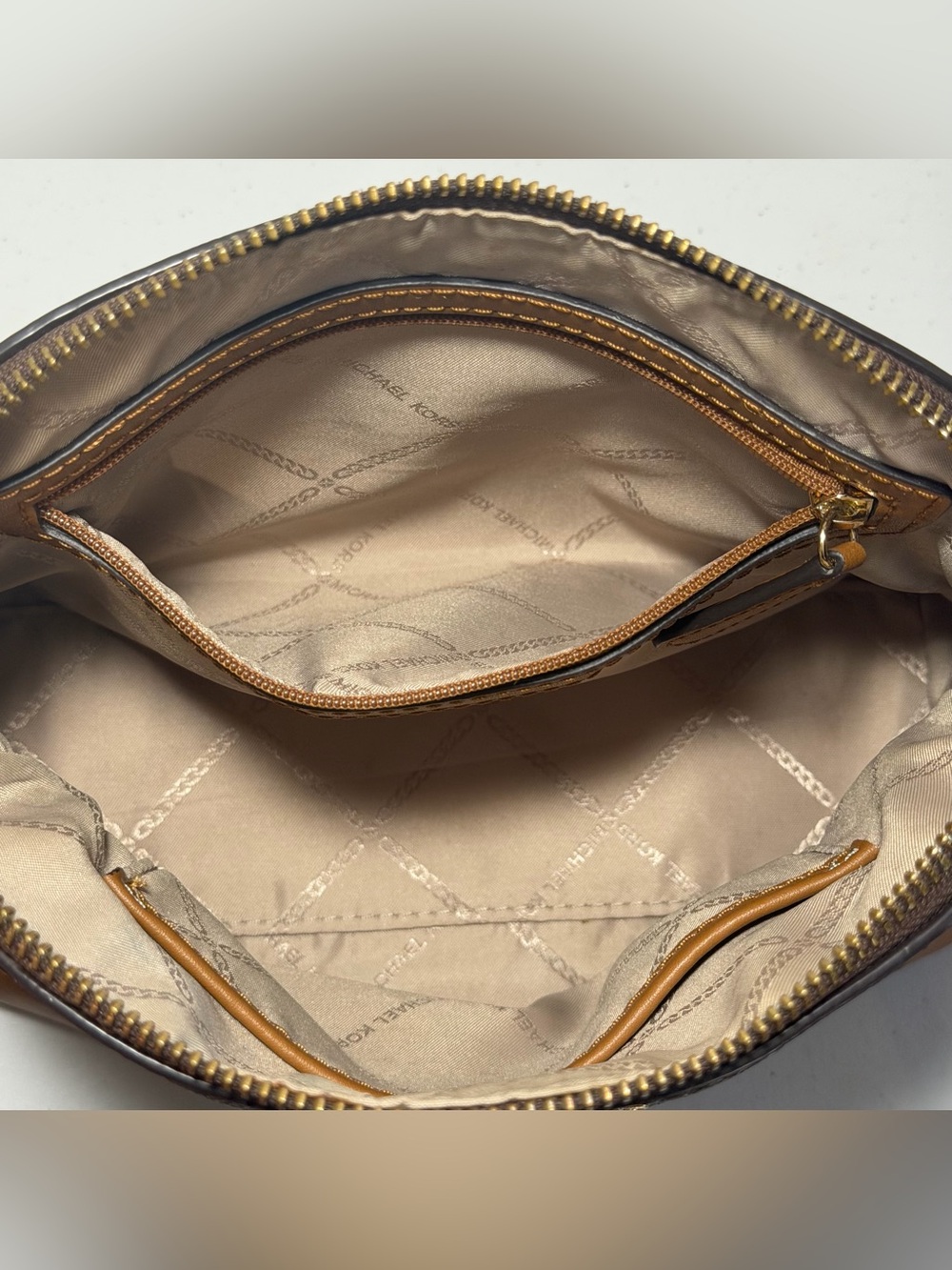 Michael Kors Logo Dome Crossbody - Picture 11 of 12